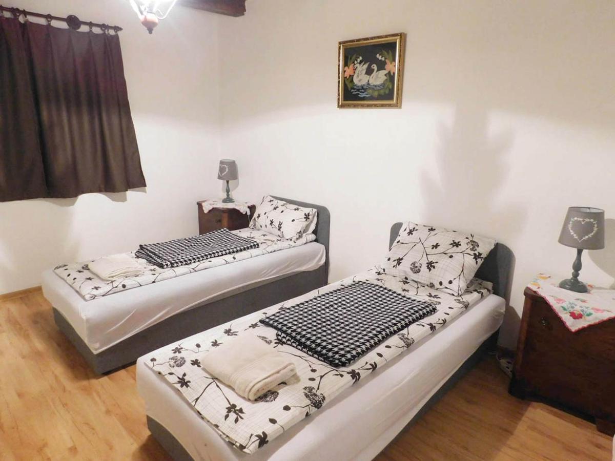 Apartmán Joe Bacsi Rezidenciaja Kisharsány Exteriér fotografie