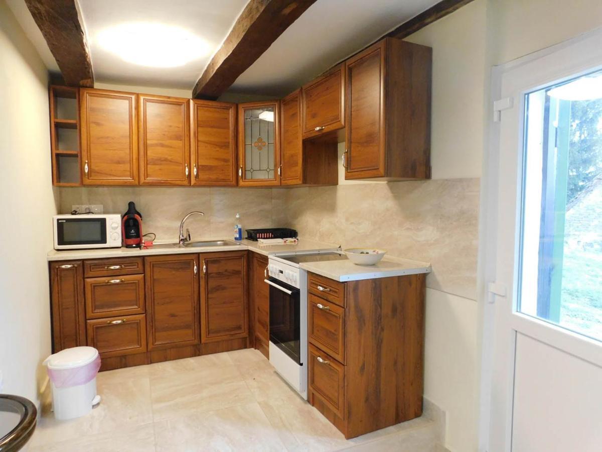 Apartmán Joe Bacsi Rezidenciaja Kisharsány Exteriér fotografie